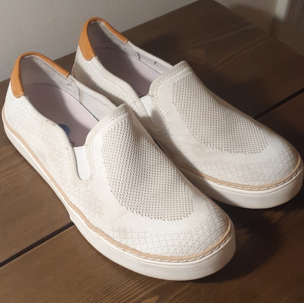 White Shoes (Vans Style)